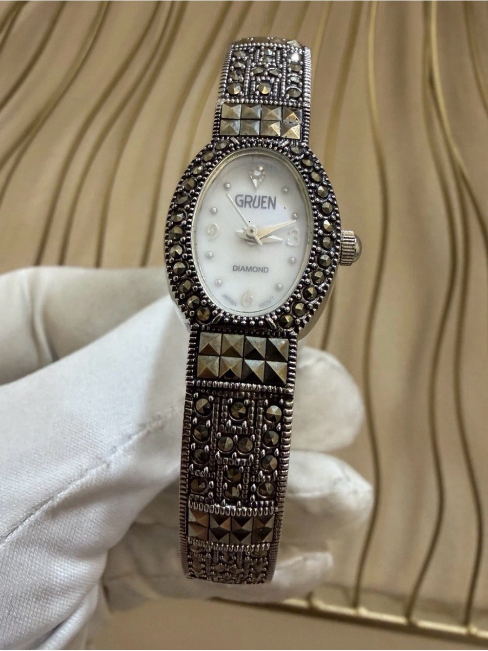 Vintage Gruen Women's Watch GR8289 Diamond Marcasite Oval MOP Dial Art Deco